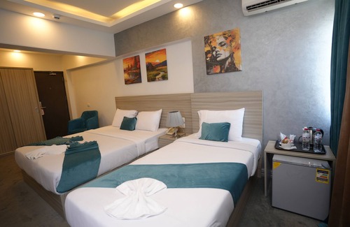 As-Sayidah Zaynab Hotel | Mar Charbel Hotel Cairo