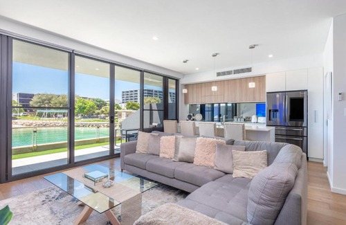 North Coogee House | Maraboo Island Beachfront Villa