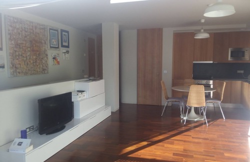 Isla de Arosa Apartment | Maravilloso Duplex EN Isla, Sobre LA Playa, CON Terraza y Jardín