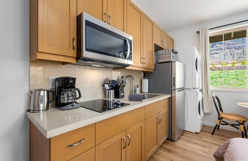 Makaha Valley Apartment | @Marbella Lane - Blissful Studio in Makaha