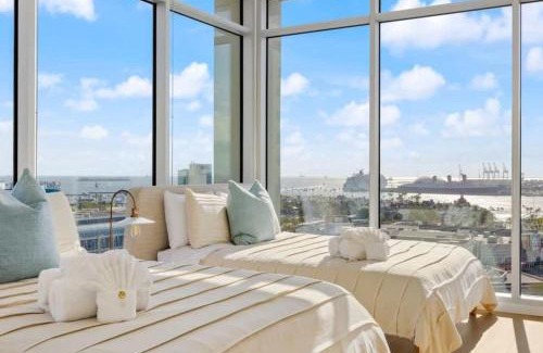 Waterfront Apartment | @ Marbella Lane - Grand 2BR w/Beach & Ocean Views
