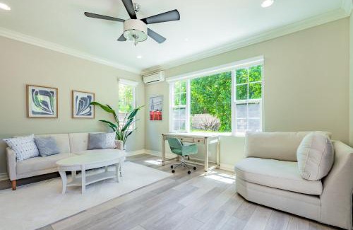 Woodbury House | @ Marbella Lane - Modern and Sophisticated Home
