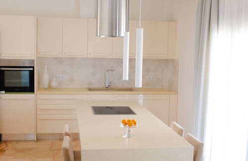 Karteros Apartment | Marble Luxury Suites