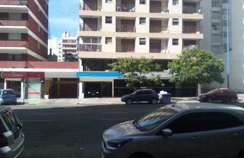 Mar del Plata Apartment | Mardel REBAJADO living 1 dorm, 4 pers, gran terraza mzn peatonal