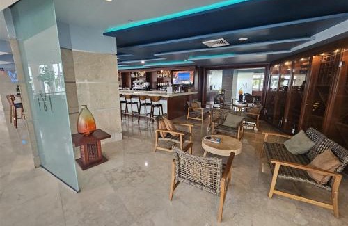 Sunny Isles Beach Apartment | Mare-1708 A