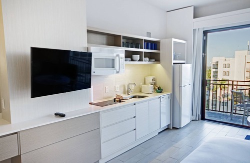 Mameyes II Hotel | Margaritaville Vacation Club by Wyndham - Rio Mar