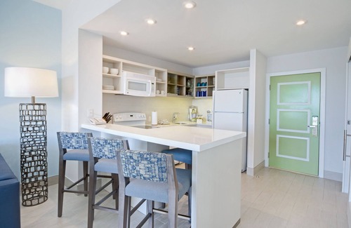 Mameyes II Hotel | Margaritaville Vacation Club by Wyndham - Rio Mar