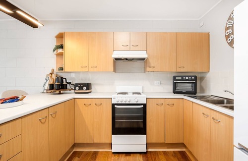 Margate Apartment | Margate Beach down the Lane