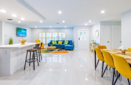 Margate House | Margate Retreat Pool Near Beach Bbq