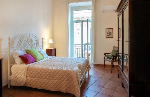 Naples City Centre Apartment | Mariù's sweet home