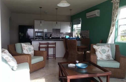 Ocean City Villa | Mari Sol Holiday Villa Apartment with swimming pool in Ocean City - private pool