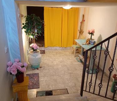 Kymi-Aliveri Apartment | Maria GuestHouse