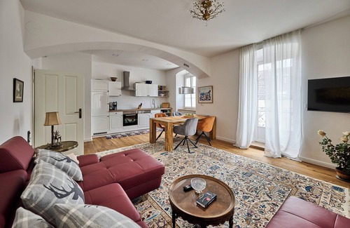 Caldaro Sulla Strada del Vino Apartment | Maria: Im Herzen von Kaltern. Saniert, Innenhof, Parkplatz und Viel Platz