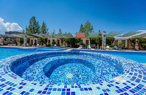 Sevan Resort | Maria Resort
