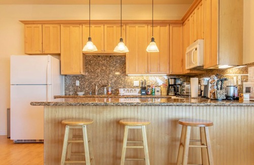 San Rafael Apartment | Marin Edwardian Mansion overlooking San Francisco Bay
