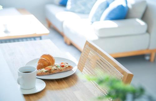 Zushi Apartment | Marina blue zushi