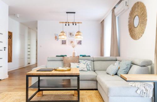 Ilawa Apartment | Marina Deluxe - największy apartament na Marinie plus garaż, klima, widok na jezioro, winda, 2 balkony
