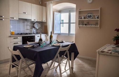 Milazzo House | Marina House