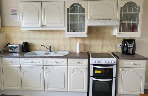 Neyland Apartment | Marina Reach, Neyland, Pembrokeshire: Sea views