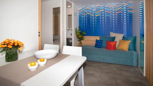 Lignano Riviera Boat Rental | Marina Uno Floating Resort