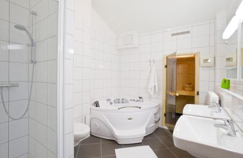 Unterterzen Hotel | Marina Walensee Hotel