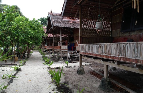 Pulau Fam House | marine homestay