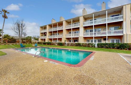 El Lago Apartment | Mariner Village 108