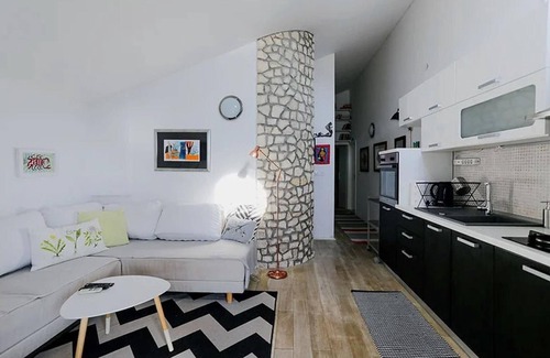 Dubrava Apartment | Marinero-sea Breeze Escape in Zuljana