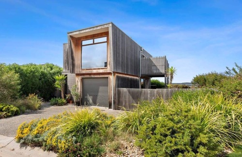 Ocean Grove Apartment | Mariners Retreat Unrivalled Ocean and River Views