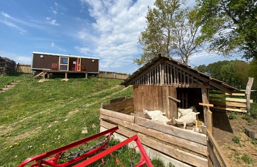 Pobezovice Other | Maringotka na samotě na kozí farmě
