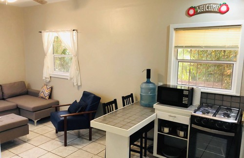 Antoneys Cay Apartment | Mariposa Lodge