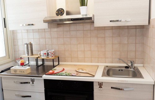 Quartiere XX Ardeatino Apartment | Marisa Lovely House