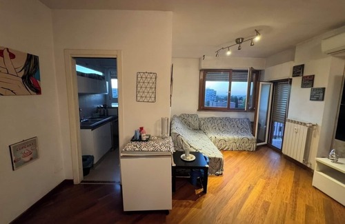 Zona XXVIII Tor de' Cenci Apartment | Mariste the home for your family