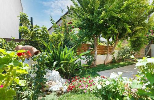 Spata-Artemida House | Markella's House