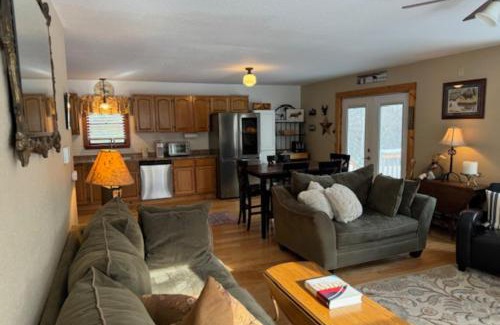 North Troy House | Marlin's Way