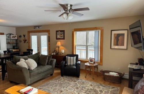 North Troy House | Marlin's Way