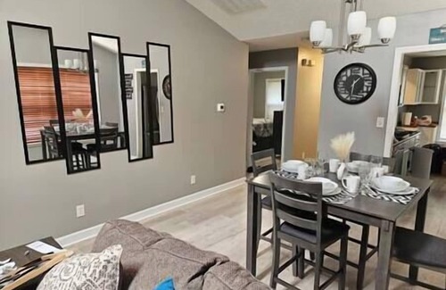 Greensboro Apartment | Maro's Paradise - Treeble ct