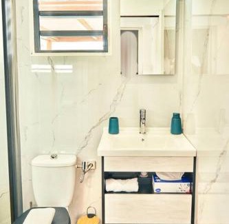 Les Hattes Apartment | Maroni Oasis