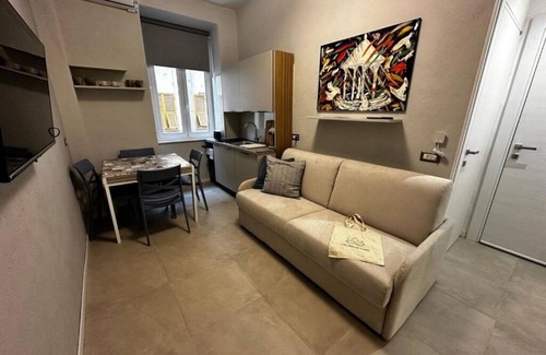 Pegli Apartment | Marquise Suite: Canzio Room