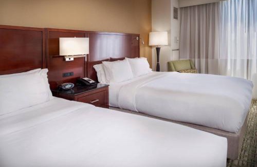 Creve Coeur Hotel | Marriott St. Louis West