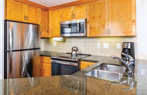 South Lake Tahoe Condo | Marriott Timber Lodge | Four One-Bedroom Villas