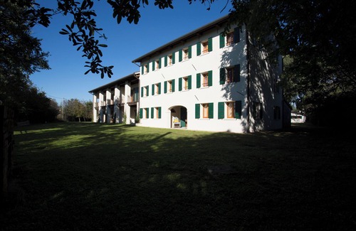Spresiano House | Marron Room