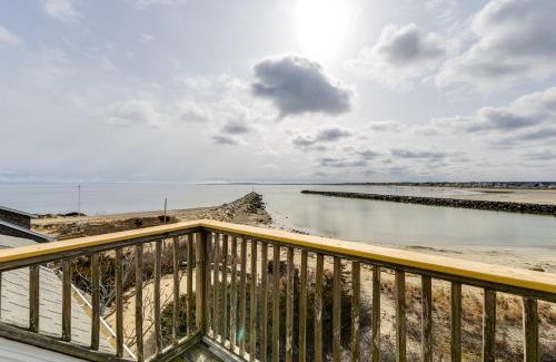 Brant Rock House | Marshfield Home with 4 Decks and Private Beach Access!