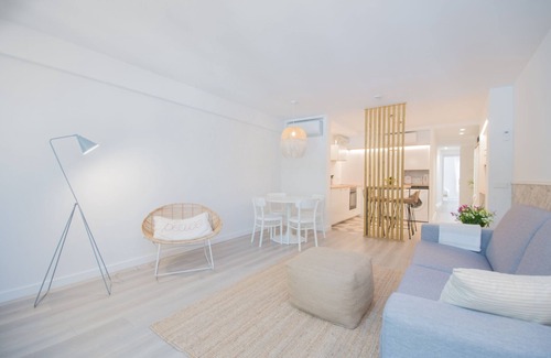 La Llotja-Born Apartment | Marsuites 2- Palace and Cathedral View (Second floor)
