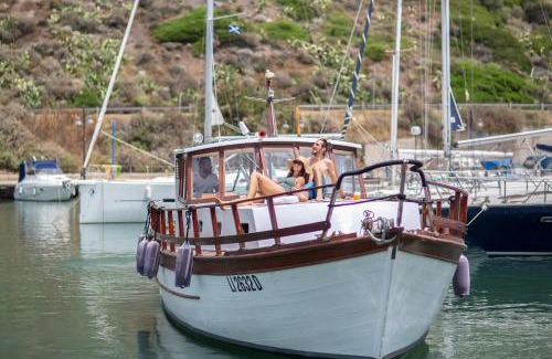 Castelsardo Boat Rental | Marta Boat B&B