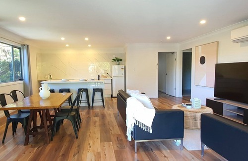 Killcare House | 'Martha Jane's' by Accom Holidays