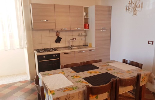Tropea Apartment | Martina, centre, 5 min. walk beach, 10 min walk trainstation in palazzo 1721