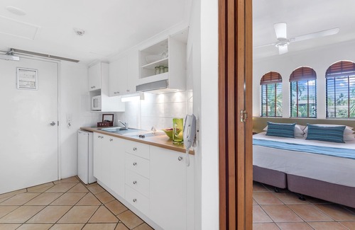 Port Douglas Apartment | Martinique on Macrossan