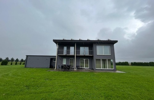 Jaunpils House | Martinmaja Ferienhaus am Meer