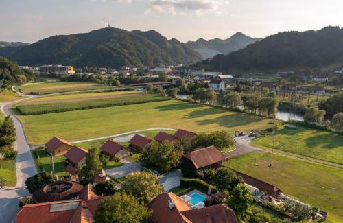 Lasko Resort | Martinova izba - Family Bungalows